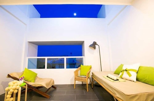Tha Rap House | White Monkey Guesthouse
