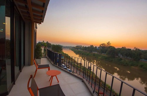 Phitsanulok Hotel | Dragon River Avenue Hotel