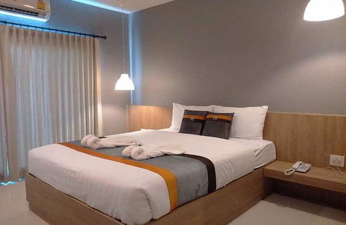 Phitsanulok Hotel | Hansanan Hotel