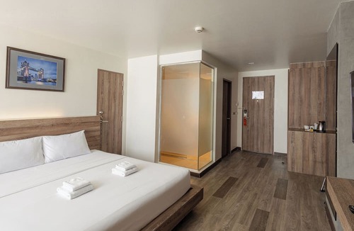 Nong Bon Hotel | B2 Bangna Premier Hotel