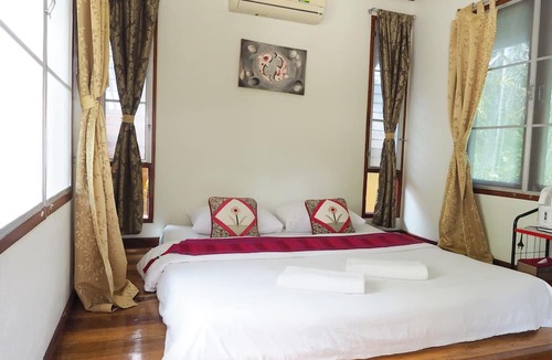 Khlong Khut Hotel | Baan Pun Sook