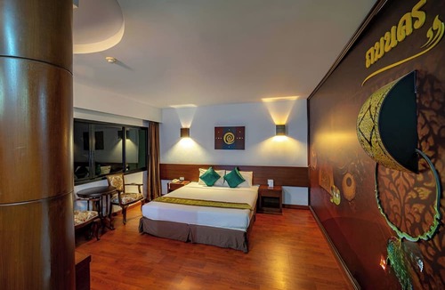Nakhon Si Thammarat Hotel | The Ligor City Hotel