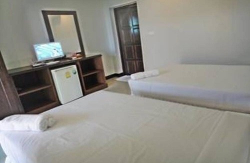 Khanom Hotel | Khanom Sunrise Beach Hotel