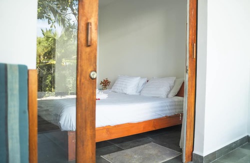 Koh Rong Hotel | Long Set Resort