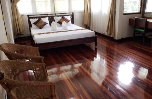 Khanna Yao House | Naturbliss Resort Village