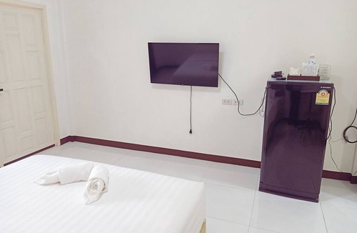 Ban Du Hotel | Goldenville