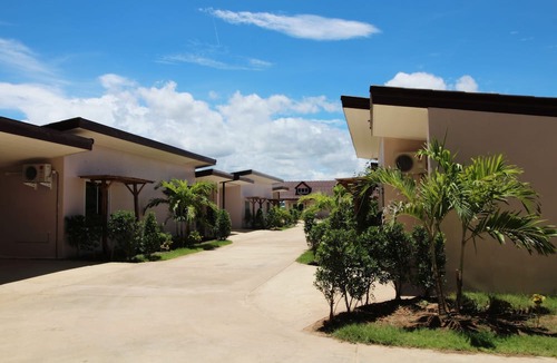 Tha Yang Hotel | On Green Resort