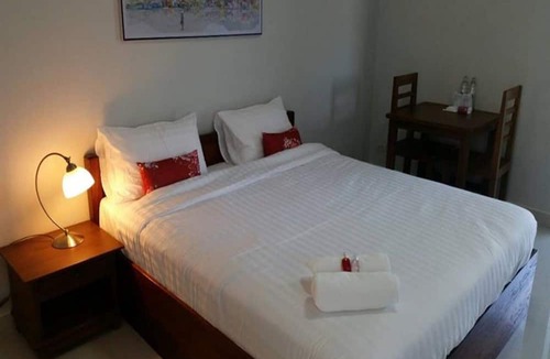 Bang Phra Hotel | Iyara residence
