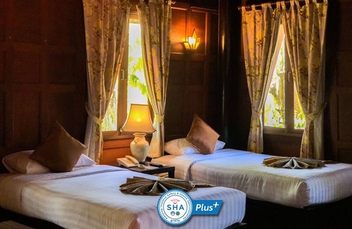 Amphawa Hotel | Baan Amphawa Resort & Spa