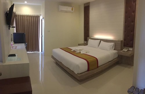 Ubon Ratchathani Hotel | Chansuda Lake View Hotel