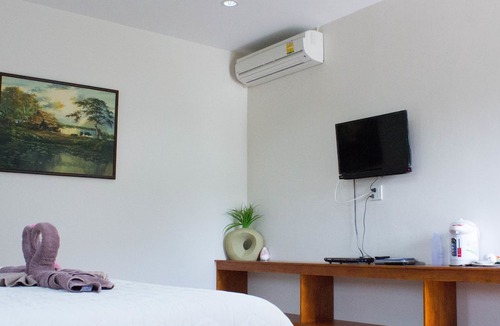 Chachoengsao Hotel | Yenjit Resort