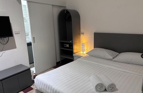 Wang Burapha Phirom House | Cacha Heritage Hotel