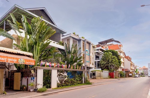 Downtown Siem Reap Apartment | Home-like Family/Group Stay in Three-Bedroom Suite- Near Pubstreet, Old Market