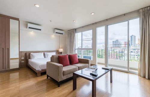 Samsen Nai Apartment | Bangkok Patio