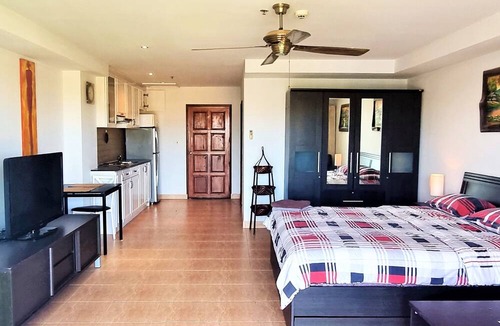 South Pattaya Apartment | Large Studio Condo Jomtien - Sleeps 2