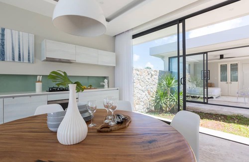 Moo 5 Villa | Skye Beach Hotel