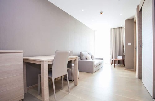 Silom Apartment | Cozy&Luxury condo.#2(BTS&MRT Silom)