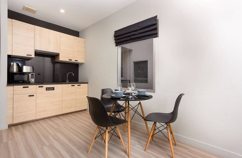 Thapae Apartment | Studio365 Apartment
