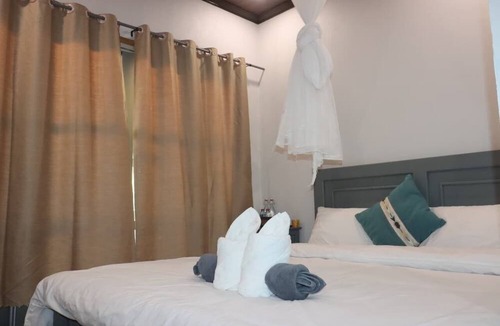 Nong Khiaw Villa | Dokchampa River View Villa
