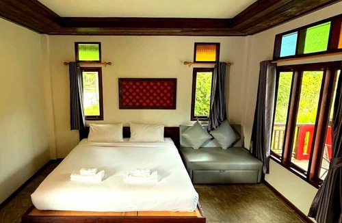 Si Racha House | Bang Phra Resort Near Si racha