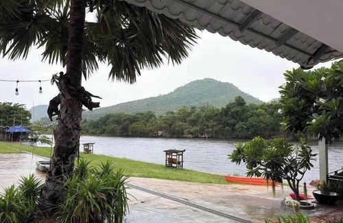 Kampot House | Private villa along Teuk chhou in Kampot province