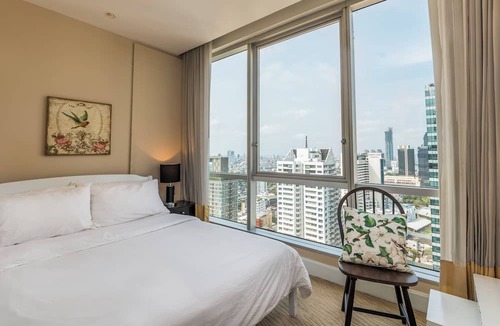 Yan Nawa Condo | 2 Bed Serviced Panoramic SkyVilla