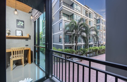 Nai Harn Apartment | Studio at Relife by TropicLook