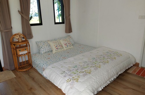 Doem Bang Villa | Tung Na Pa Suan Farmstay