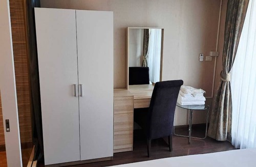 Khlong Toei Nuea Condo | 7D - Short-Term Rental Allowed - Downtown Bkk Serviced Apartment