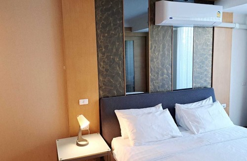 Khlong Toei Nuea Condo | 4D - Short-Term Rental Allowed - Downtown Bkk Serviced Apartment