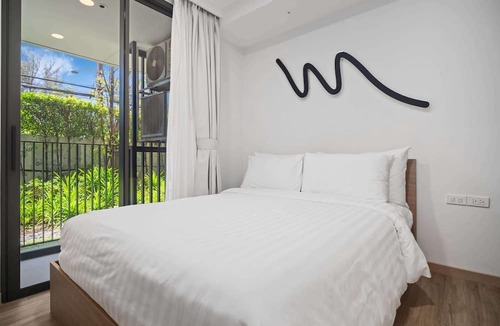 Laguna Condo | Skypark Aurora, Two-Bedroom 2B Ground Floor