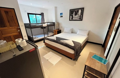 Phra Pradaeng Villa | Arttra Villa
