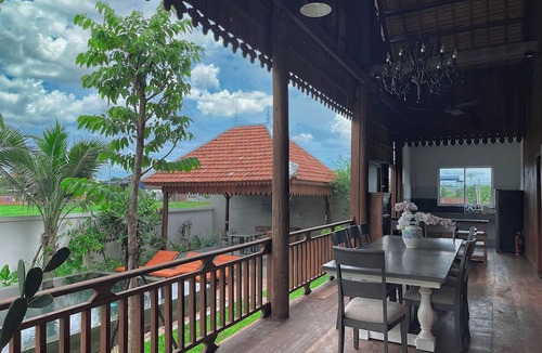 Sangkat Sla Kram Villa | Isann Lodge Private Pool Villa
