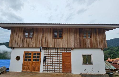 Chiang Klang House | Tea house in the jungle บ้านชาในป่าลึก