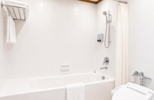 Khlong Tan Hotel | Journeyhub Sukhumvit 26, Bangkok