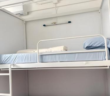 Ban Phan Thom Hostel | JC home 刘 先 生