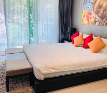 Patong Apartment | Modern Hilltop Studio in Patong