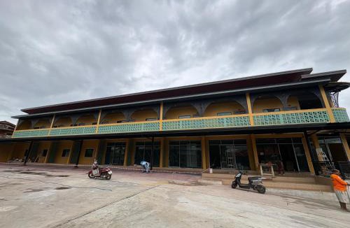 Khonburi Hotel | สิริเพลส ครบุรี