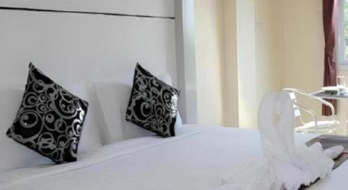 Makham Tia Hotel | The Rich Residence