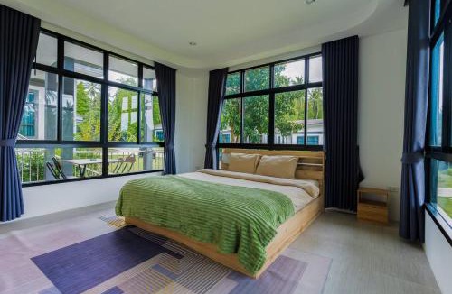 Hin Hong House | 2BR Spacious Villa Garden Family Pets