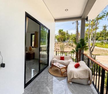 Srithanu House | Solana House - 3mn ZenBeach - Tranquil Garden Retreat - Double King Bed