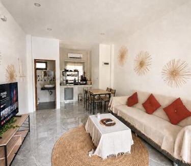Srithanu House | Solana House - 3mn ZenBeach - Tranquil Garden Retreat - Double King Bed