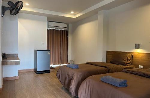 Warin Chamrap Hotel | สมบูรณ์เพลส2