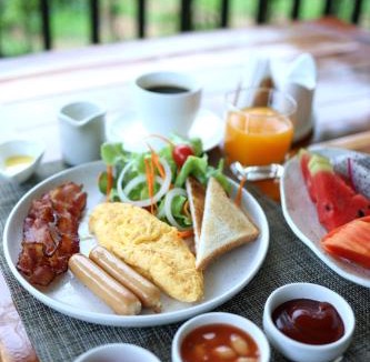 Khuk Khak Beach Hotel | Benz & Ben Khaolak Retreat