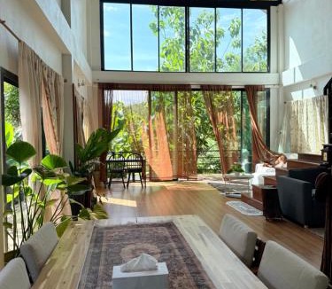 Ayutthaya Bed & Breakfast | Alit House