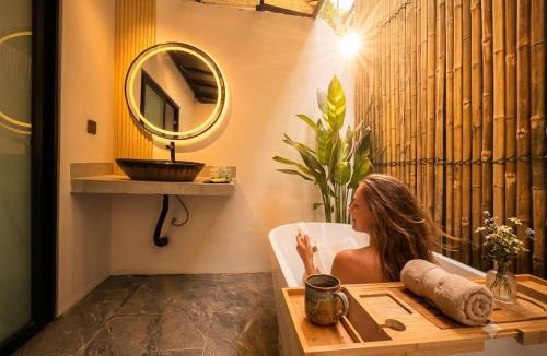 Phnom Penh City Centre Apartment | Studio in quite villa with Pool