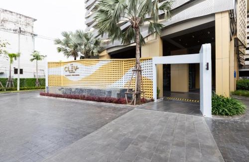 Nonthaburi Apartment | Cozy Sky Suite on 35th Chao Phraya Riverview