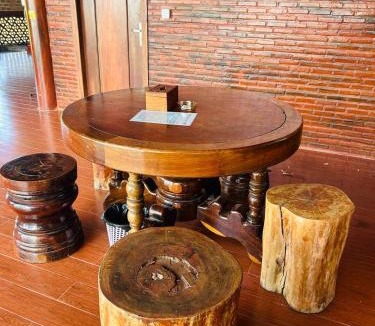 Kampot Hotel | Kampot Breeze HomeStay & Villa