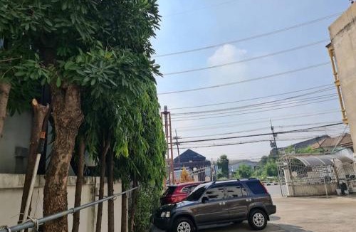 Khu Khot Apartment | ศิริภูมิอพาร์ทเม้นท์ 9