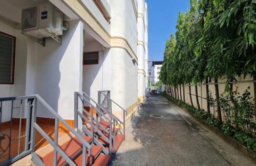 Khu Khot Apartment | ศิริภูมิอพาร์ทเม้นท์ 9